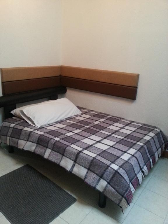 Pensión Suites Bosques Medica Sur 2*